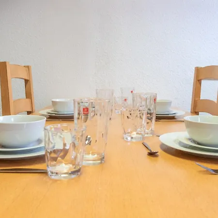 Zentral Gelegene Unterkunft Mit 5 Schlafzimmern Fuer Monteure In Sprendlingen Mit Guter Anbindung A61 A60 아파트 Sprendlingen
