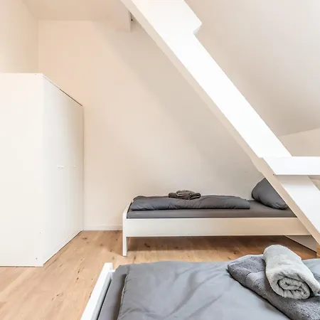 Zentral Gelegene Zb Fuer Monteure In 3 Min Vom Bahnhof Entfernt Sprendlingen