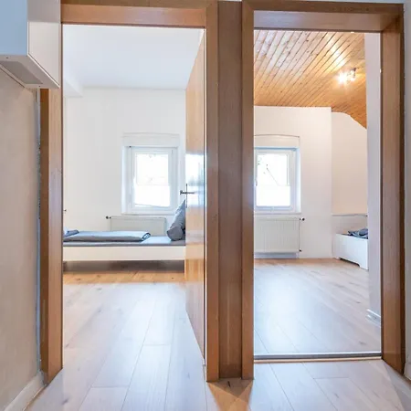 Apartmán Zentral Gelegene Zb Fuer Monteure In 3 Min Vom Bahnhof Entfernt Sprendlingen