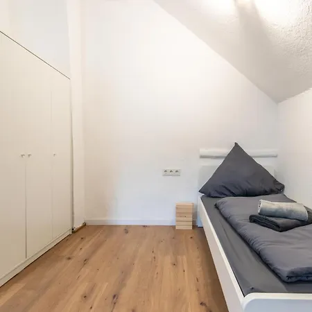 Zentral Gelegene Zb Fuer Monteure In 3 Min Vom Bahnhof Entfernt