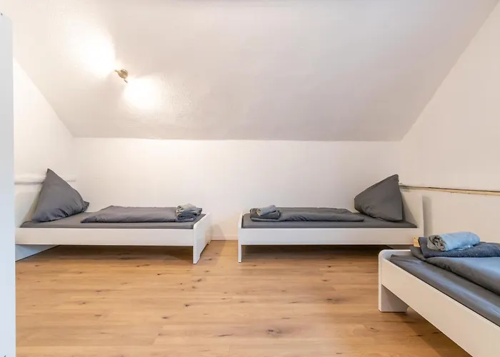 Zentral Gelegene Zb Fuer Monteure In 3 Min Vom Bahnhof Entfernt