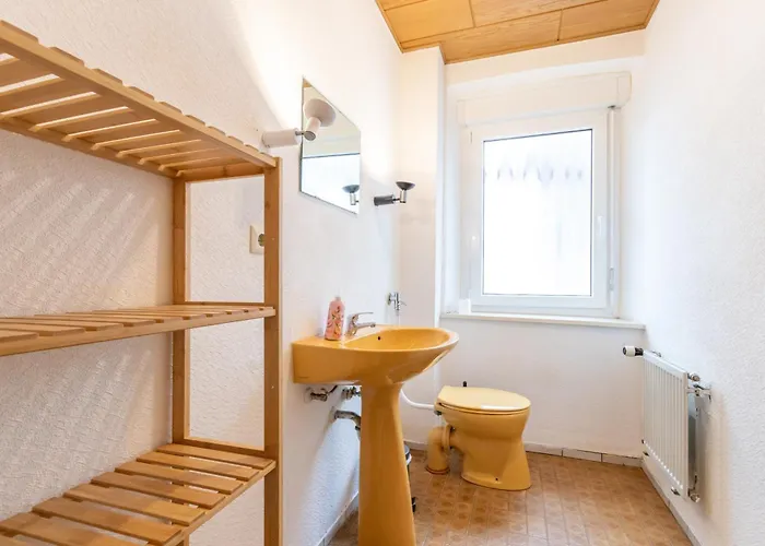 Apartamento Zentral Gelegene Zb Fuer Monteure In 3 Min Vom Bahnhof Entfernt