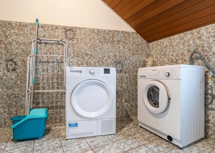 Apartamento Zentral Gelegene Zb Fuer Monteure In 3 Min Vom Bahnhof Entfernt