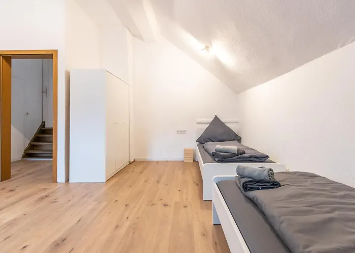 Apartamento Zentral Gelegene Zb Fuer Monteure In 3 Min Vom Bahnhof Entfernt