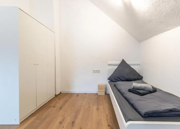 Zentral Gelegene Zb Fuer Monteure In 3 Min Vom Bahnhof Entfernt