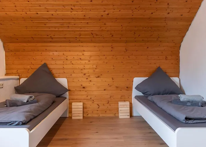 Zentral Gelegene Zb Fuer Monteure In 3 Min Vom Bahnhof Entfernt *